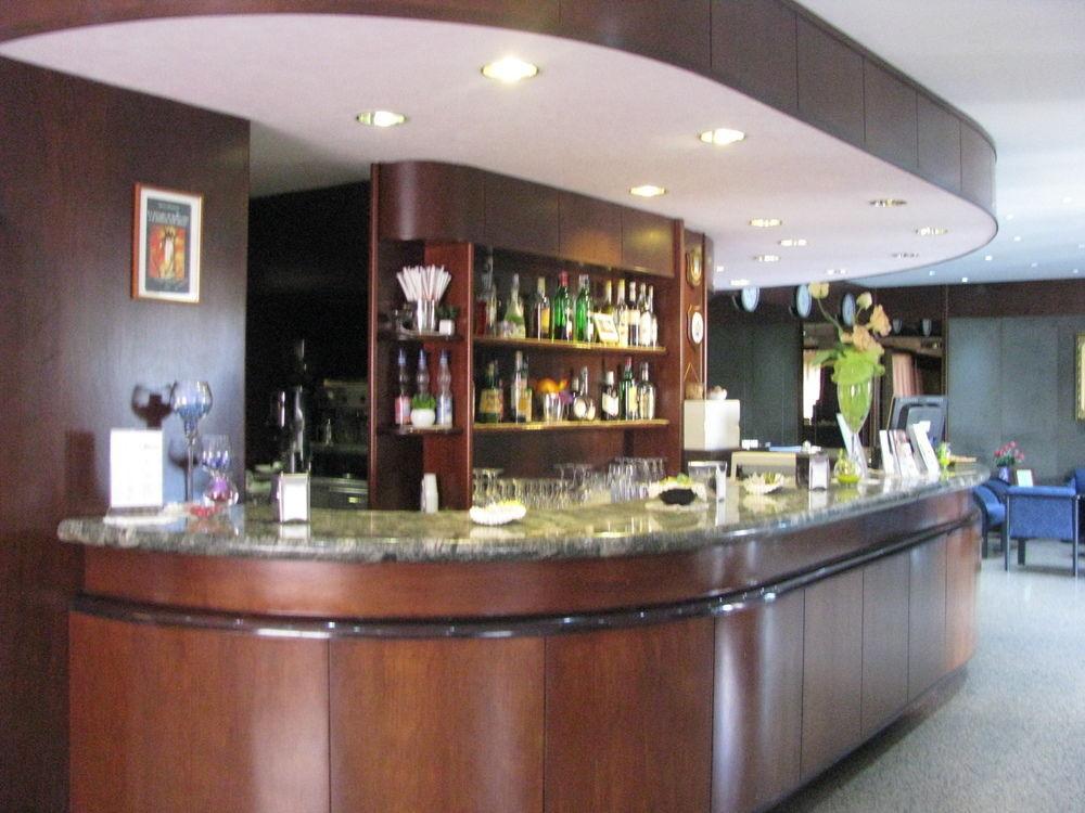 Hotel De La Ville & Centro Congressi 贝内文托 外观 照片