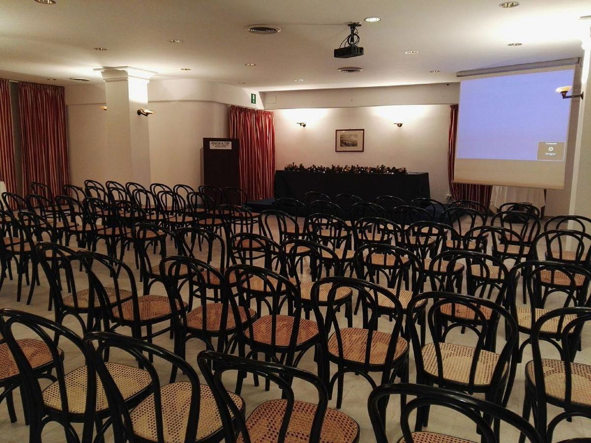 Hotel De La Ville & Centro Congressi 贝内文托 外观 照片