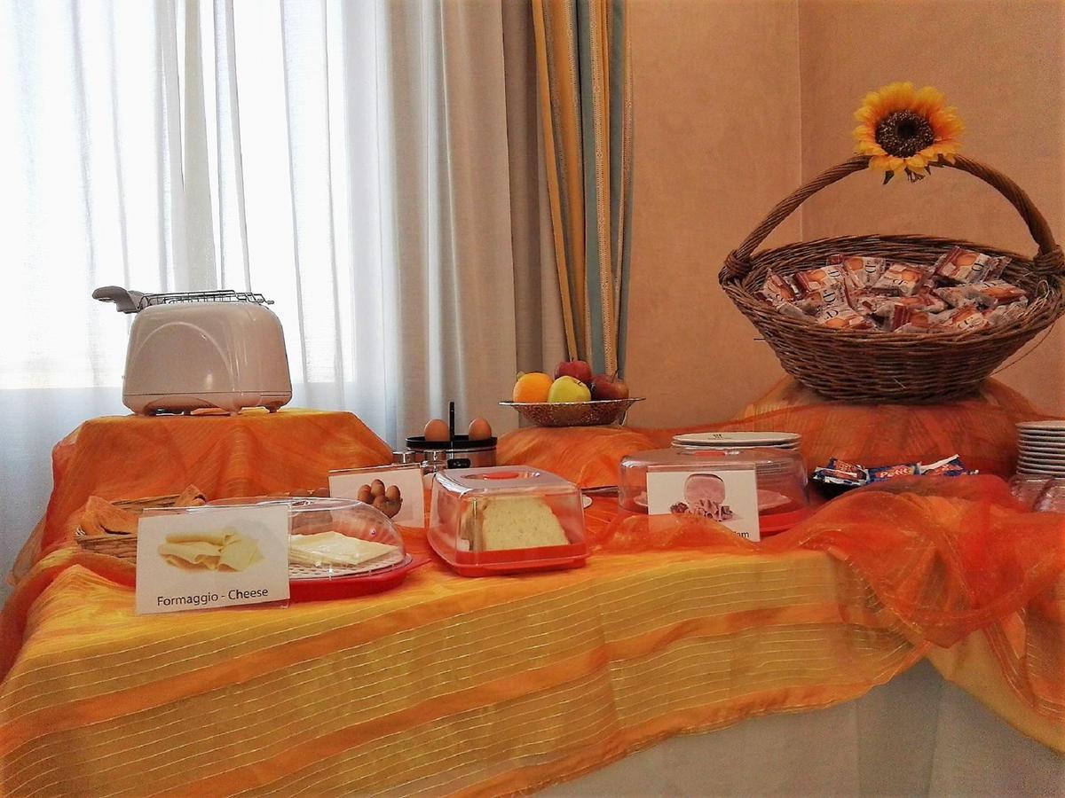 Hotel De La Ville & Centro Congressi 贝内文托 外观 照片